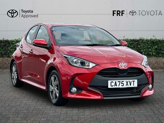 Toyota Yaris Icon 