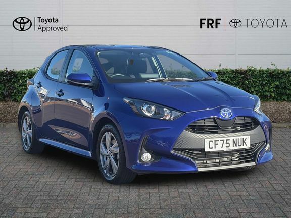 Toyota Yaris Icon Blue