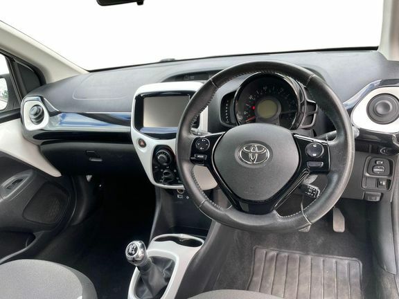 Toyota Aygo 1.0 Vvt-i X-pure Euro 6 White #6