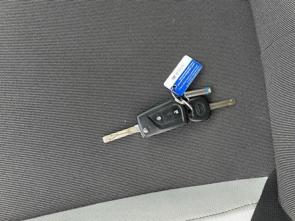Toyota Aygo Hatchback Blue #28