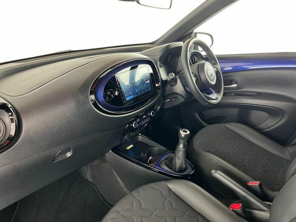 Toyota Aygo X Exclusive Manual Blue #5