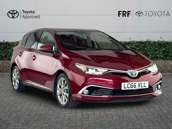 Toyota Auris Excel 1.8Cvt Red