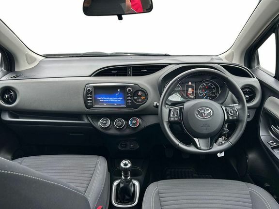 Toyota Yaris Icon 1.5 M Grey #6