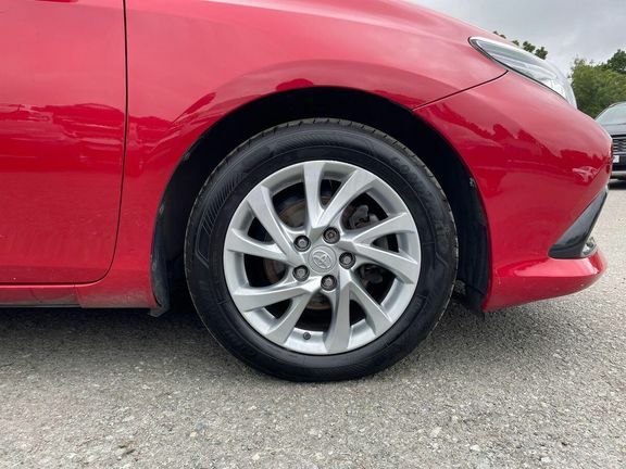 Toyota Auris 1.6 D-4d Icon Red #27