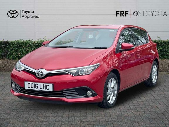 Toyota Auris 1.2 Vvt-i Business Edition Euro 6 Ss Red #3