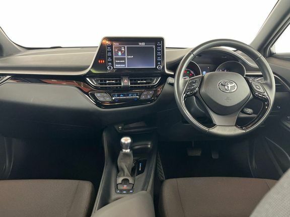 Toyota C-Hr Icon 1.8 Tech Pack Silver #6