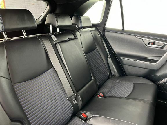 Toyota Rav 4 Rav4 Excel Hev 4X2 Cvt White #10