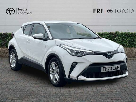 Toyota C-Hr Icon 1.8 White