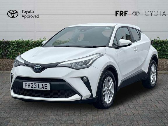 Toyota C-Hr Icon 1.8 White #3
