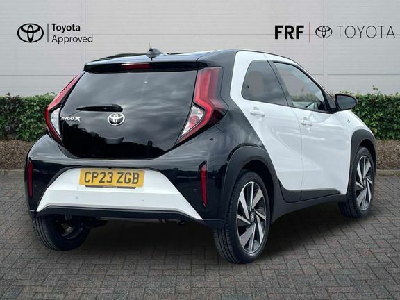 Toyota Aygo X Edge Automatic White #2