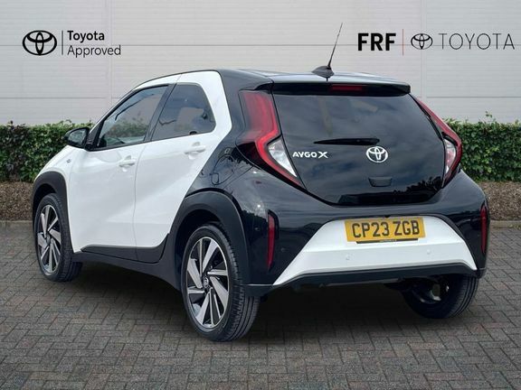 Toyota Aygo X Edge Automatic White #4