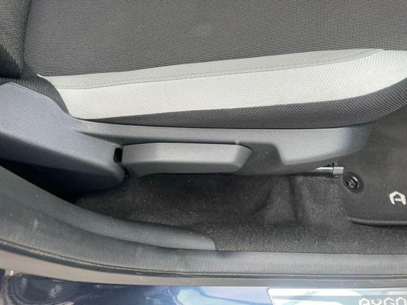 Toyota Aygo X X-press White #36