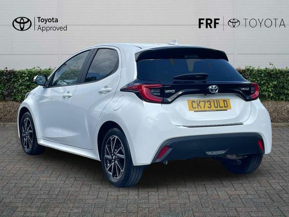 Toyota Yaris Design White #4