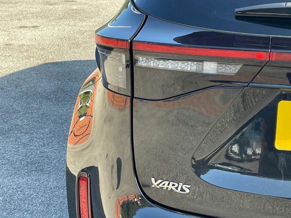 Toyota Yaris Cross Dynamic Blue #39
