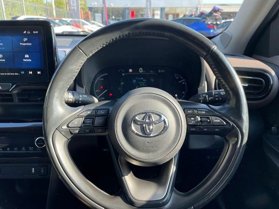 Toyota Yaris Cross Dynamic Blue #12