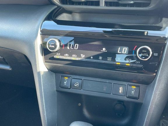 Toyota Yaris Cross Dynamic Blue #20