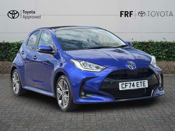 Toyota Yaris Excel Pan Roof Blue