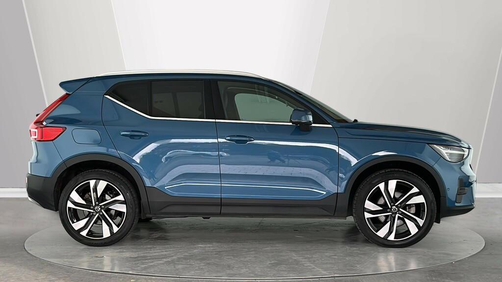 Volvo XC40 Ultra, B3 Mild Hybrid, Bright RV25WWK Blue #3