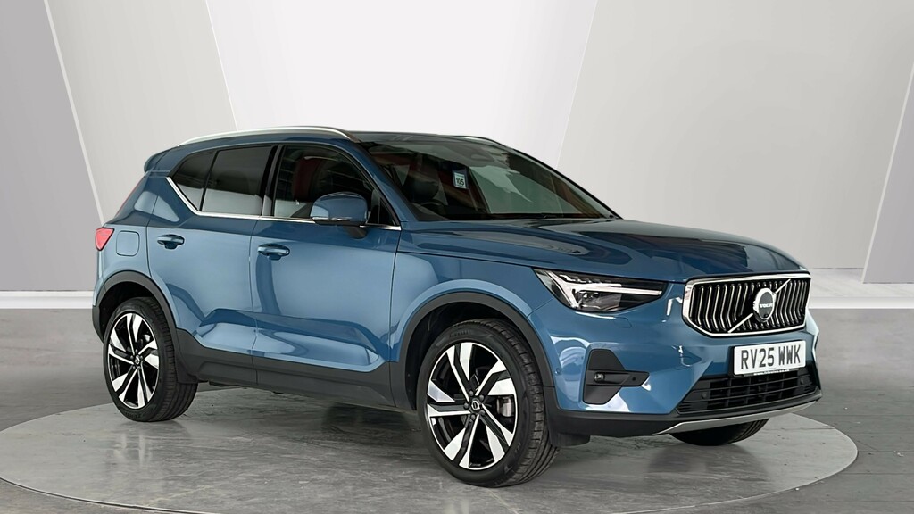 Volvo XC40 Ultra, B3 Mild Hybrid, Bright Blue