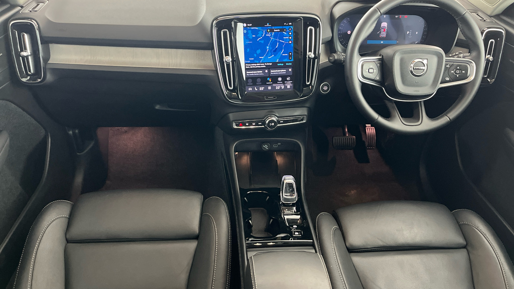 Volvo XC40 Ultra, B3 Mild Hybrid, Bright RV25WWK Blue #5