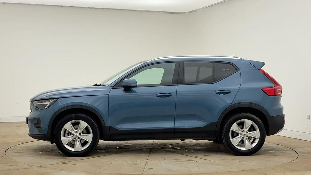 Volvo XC40 Core, B3 Mild Hybrid, RE25LCA Blue #6
