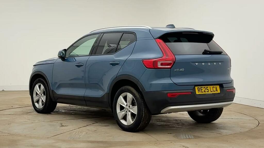 Volvo XC40 Core, B3 Mild Hybrid, RE25LCA Blue #5