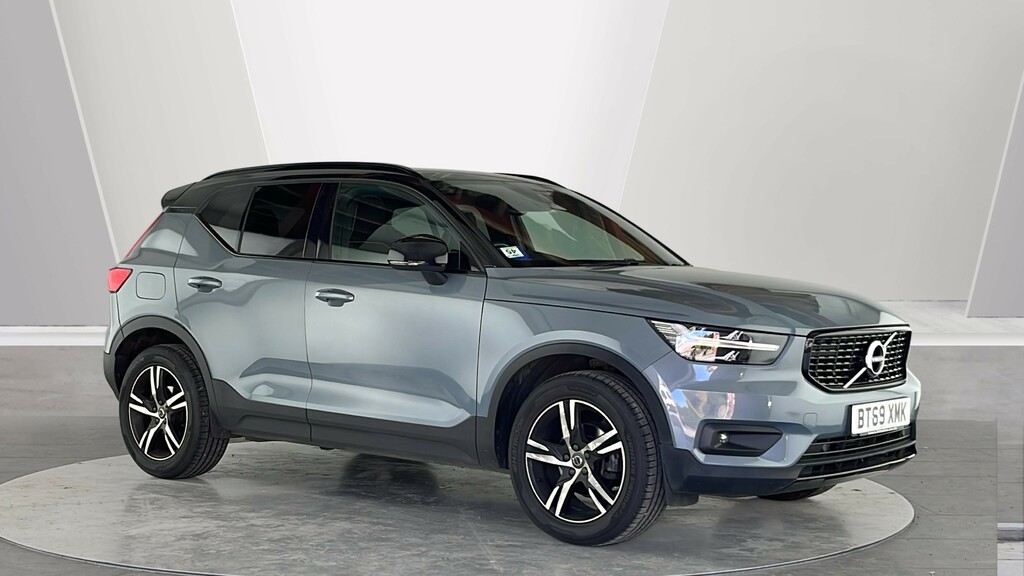 Volvo XC40 T3 R-design Grey