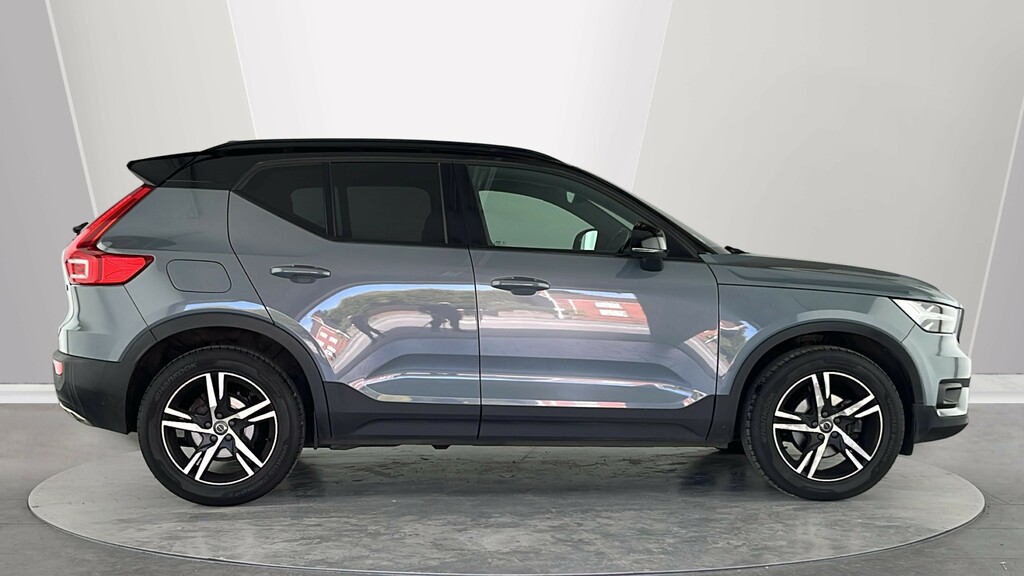 Volvo XC40 T3 R-design Grey #3