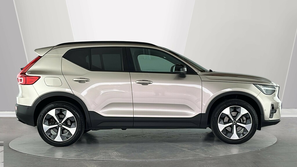 Volvo XC40 Ultimate, B4 Mild Hybrid, Dark CP73EWN #3