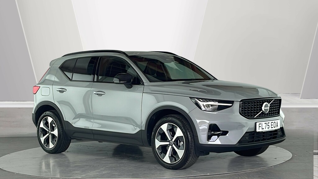 Volvo XC40 Plus, B4 Mild Hybrid, Dark Grey
