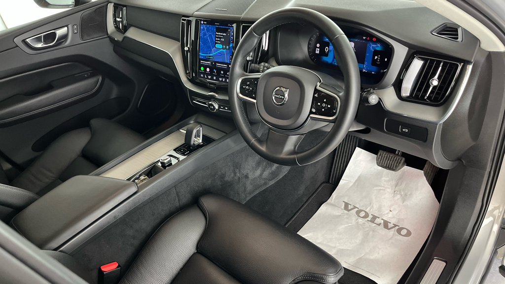 Volvo XC60 Plus, B4 Awd Mild Hybrid, Dark Silver #4