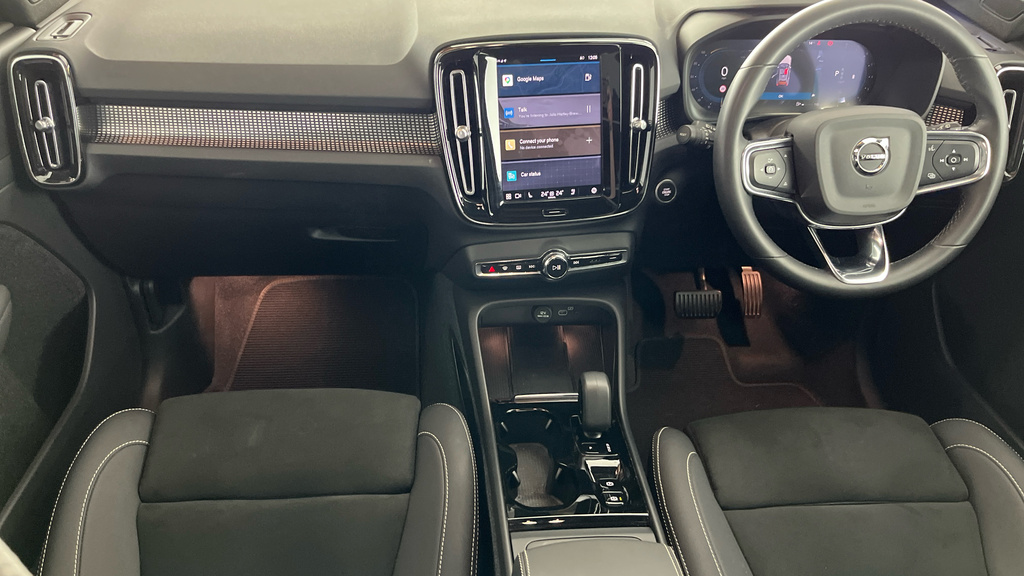 Volvo XC40 Ultimate, B4 Mild Hybrid, Dark CV23OCG Blue #5