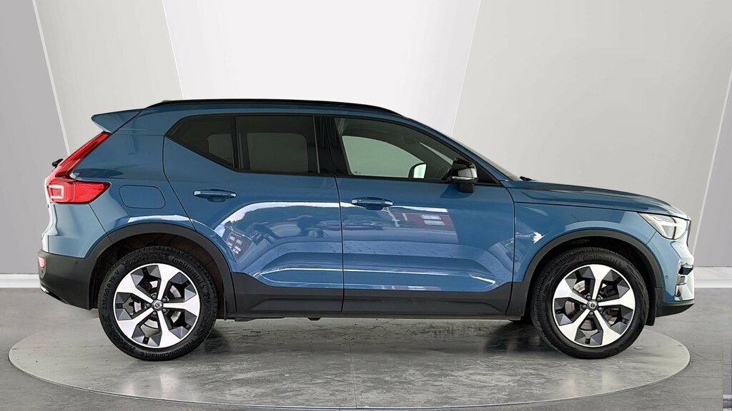 Volvo XC40 Ultimate, B4 Mild Hybrid, Dark CV23OCG Blue #3