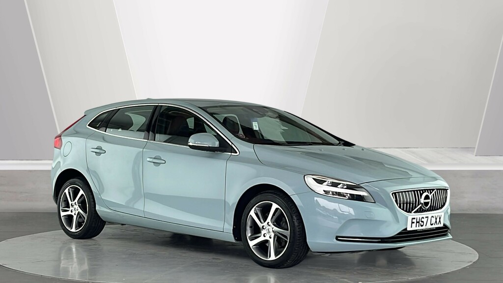Volvo V40 T2 122 Inscription Blue