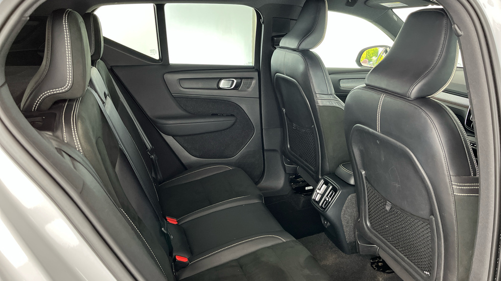 Volvo XC40 R-design, T3 LG21ZGC Silver #6