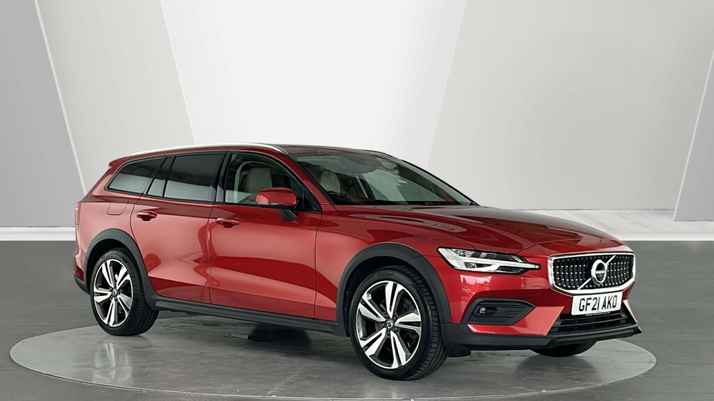 Volvo V60 Cross Country Cross Country Pro, B5 Awd Mild Hybrid Red