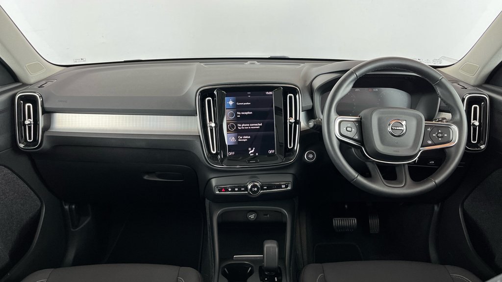Volvo XC40 Momentum, T3 Black #5