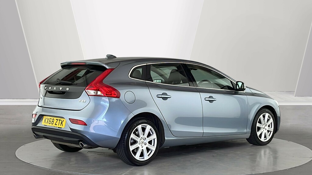 Volvo V40 T3 Inscription KX68ZTK Blue #2