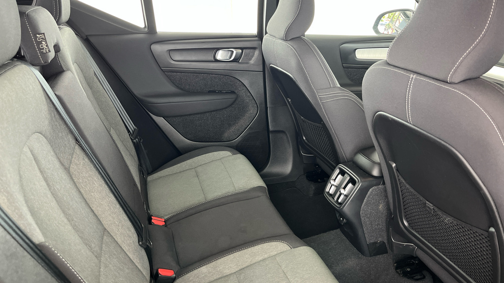 Volvo XC40 Core, B3 Mild Hybrid, WD72GWJ Black #6