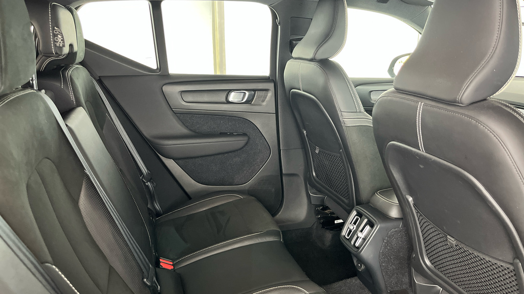 Volvo XC40 T4 Awd R-design Pro HV69WFH Grey #6