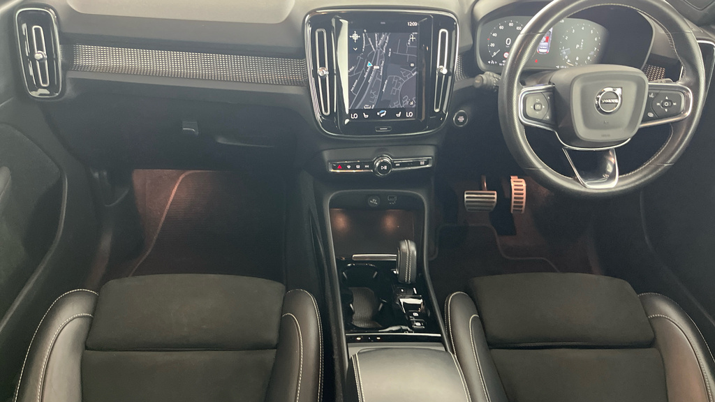 Volvo XC40 R-design Pro, B4 Mild Hybrid EO21OMC Black #5