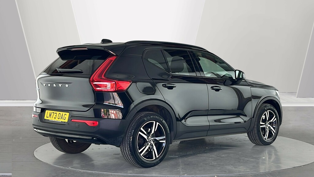 Volvo XC40 Plus, B3 Mild Hybrid, Dark LM73OAG Black #2