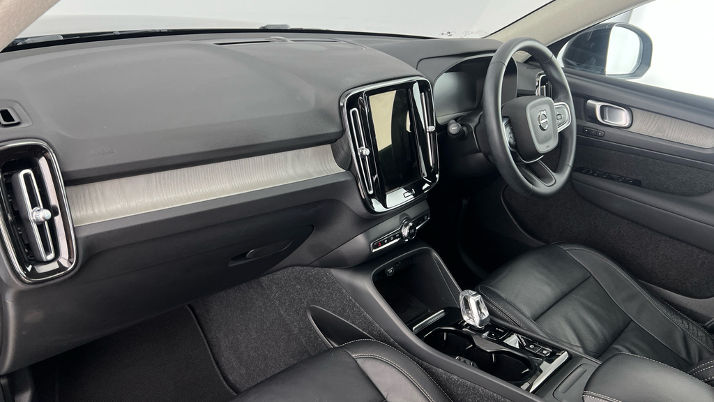Volvo XC40 Inscription, T3 Black #6