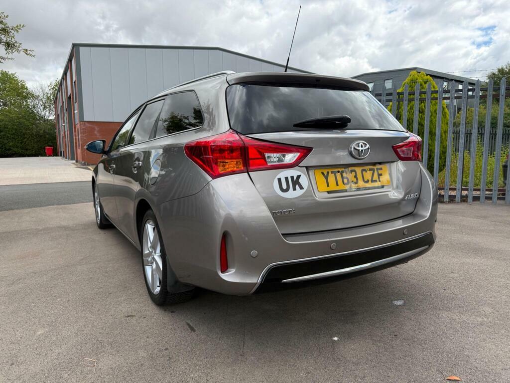 Toyota Auris 1.6 V-matic Excel Touring Sports Multidrive S Euro Brown #6