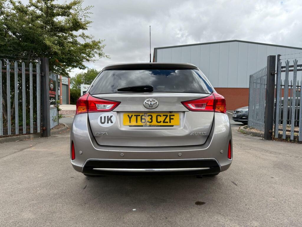 Toyota Auris 1.6 V-matic Excel Touring Sports Multidrive S Euro Brown #5