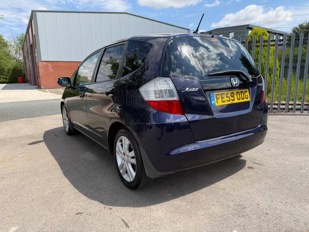 Honda Jazz 1.4 I-vtec Ex I Shift Euro 4 Purple #6