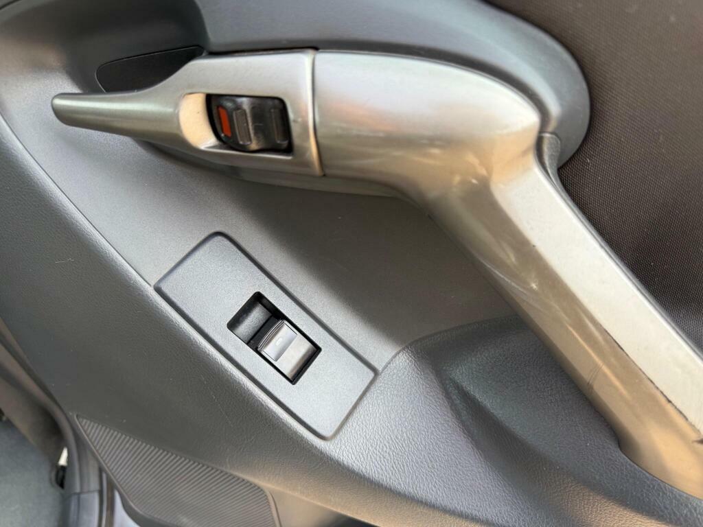 Toyota Verso  Silver #50