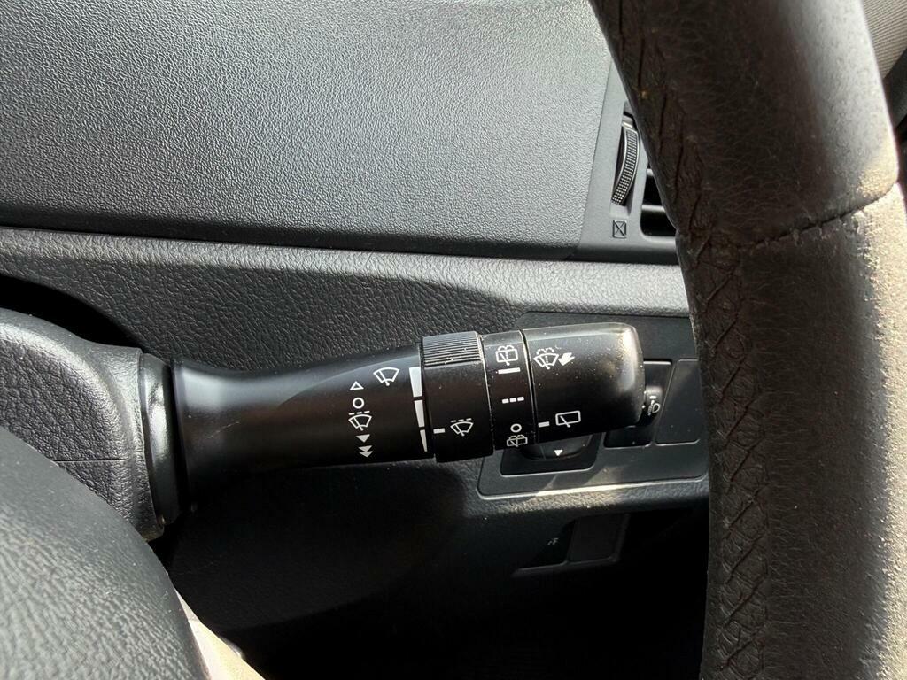 Toyota Verso  Silver #28