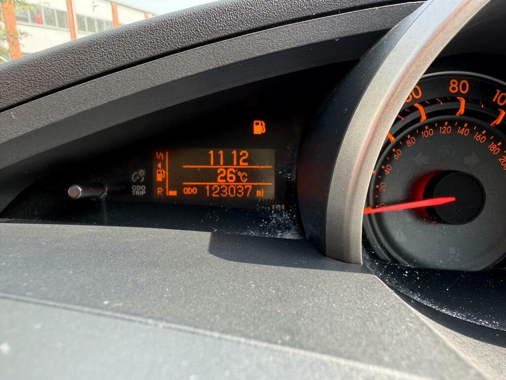Toyota Verso  Silver #41