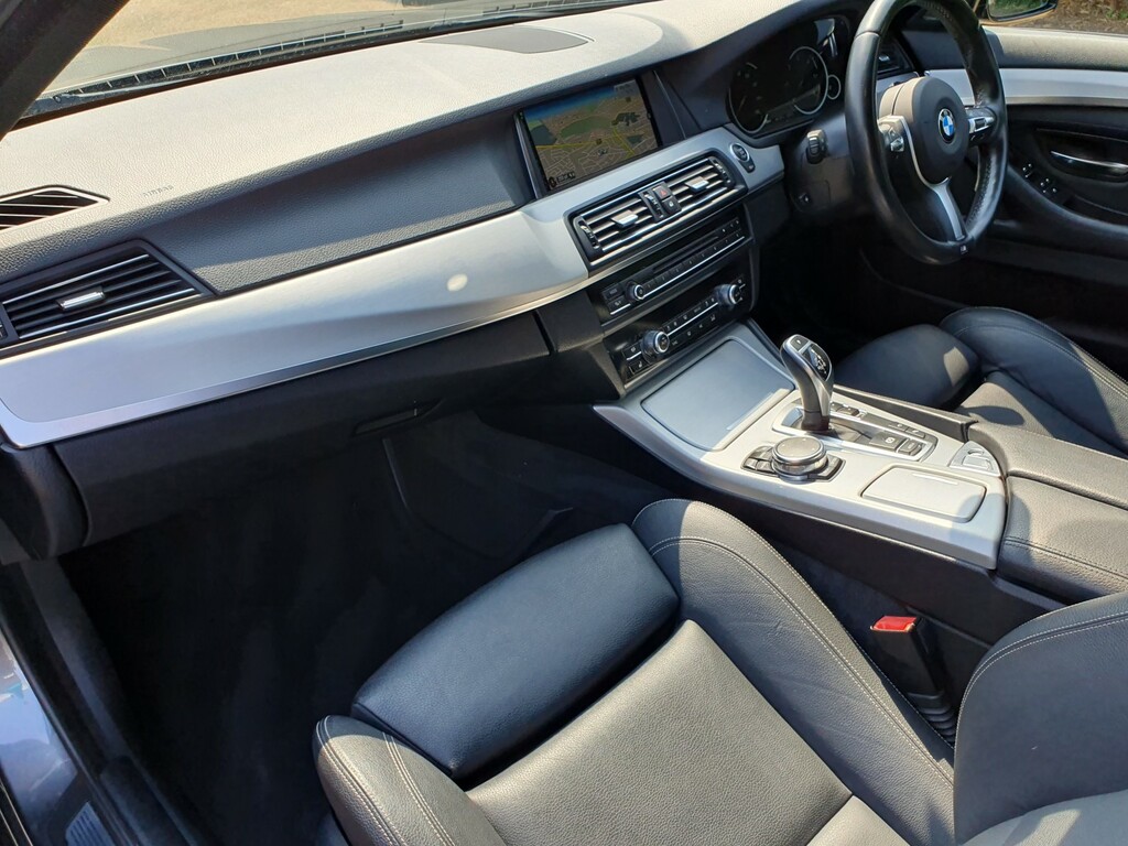 BMW 5 Series 3.0 530D M Sport Touring Grey #2